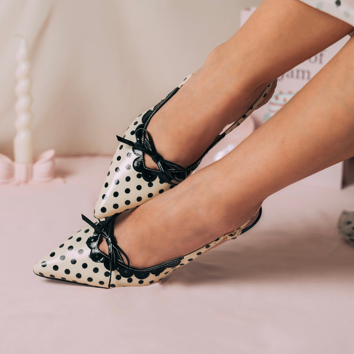 TERESA - POLKA DOTS